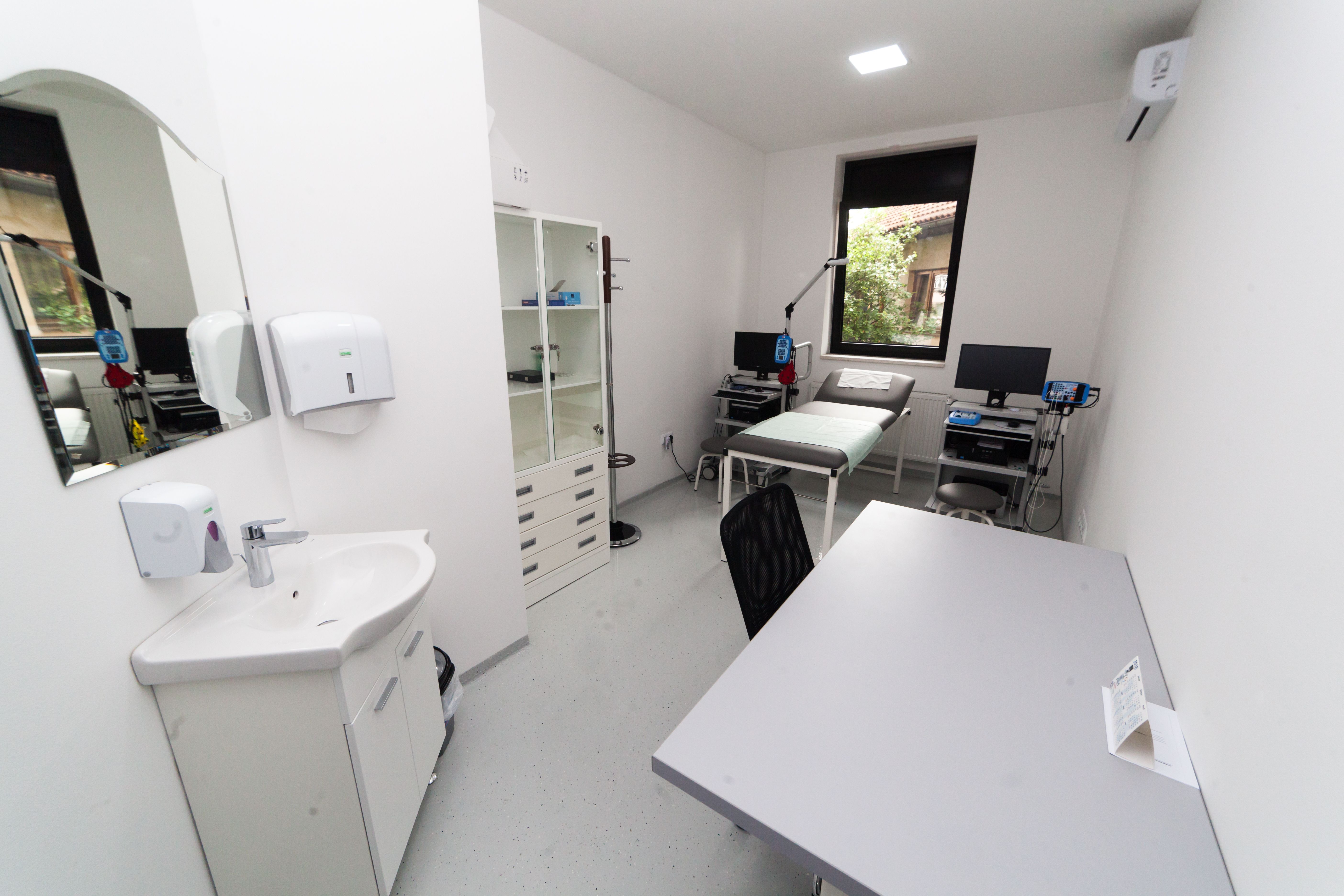 Aurevia Skincare Irvine treatment suite