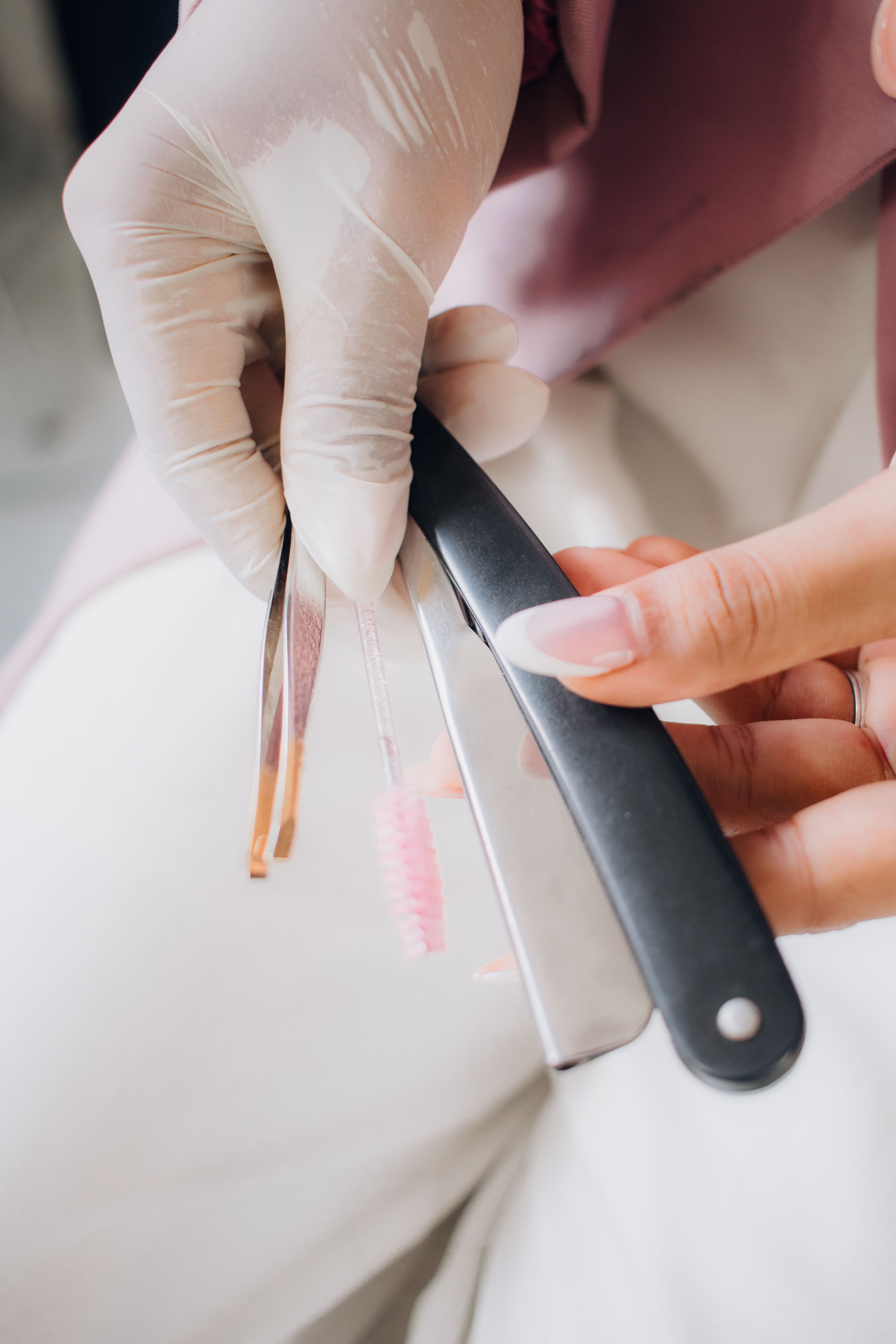 Surgical scalpel dermaplaning technique
