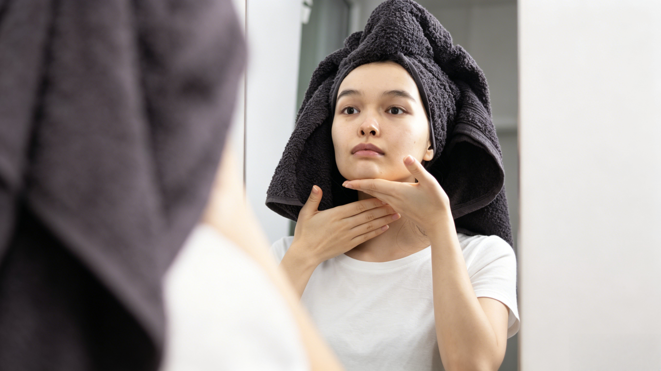 Microneedling mirror reflection